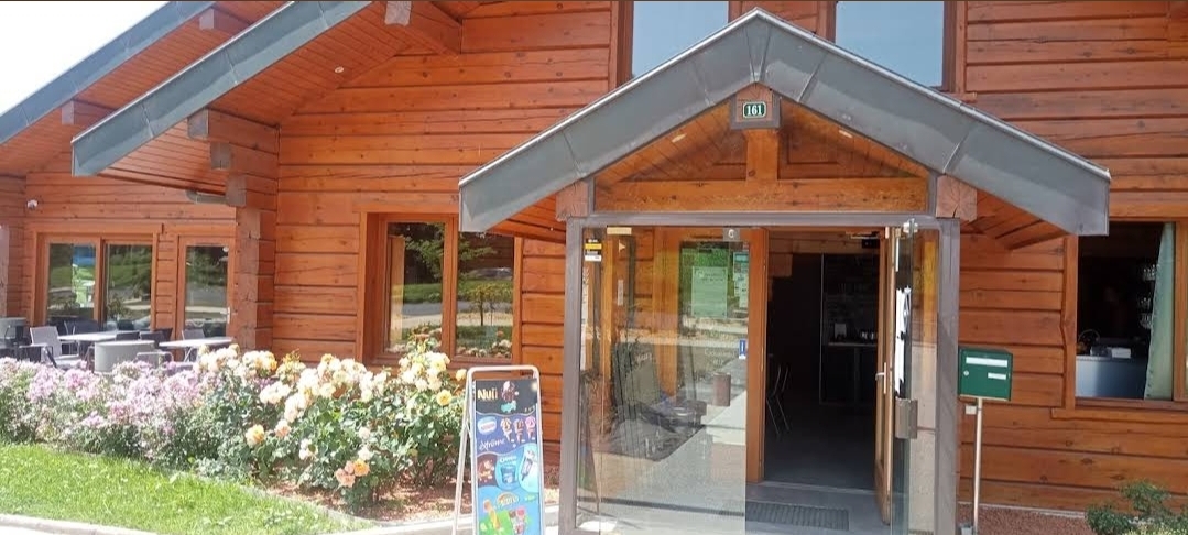 Entrée du Chalet du Tornet — 161 route de Paris